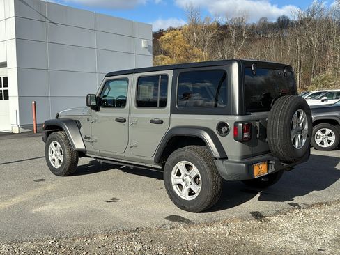 Certified 2022 Jeep Wrangler Unlimited Sport image 6
