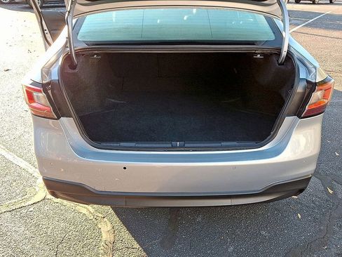 Used 2024 Subaru Legacy Limited image 30