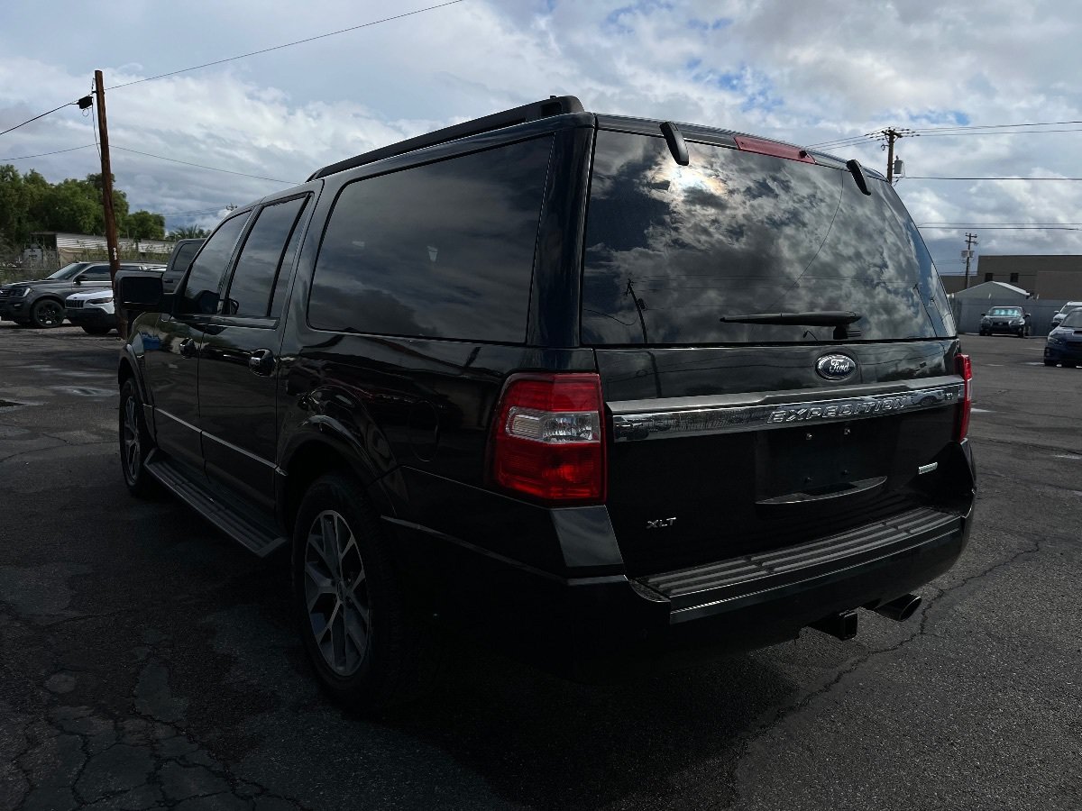 Used 2015 Ford Expedition EL XLT w/ Equipment Group 202A RWD image 7