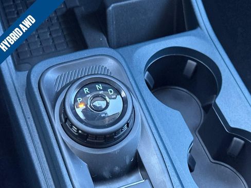 New 2025 Ford Maverick Lariat w/ Black Appearance Package image 25