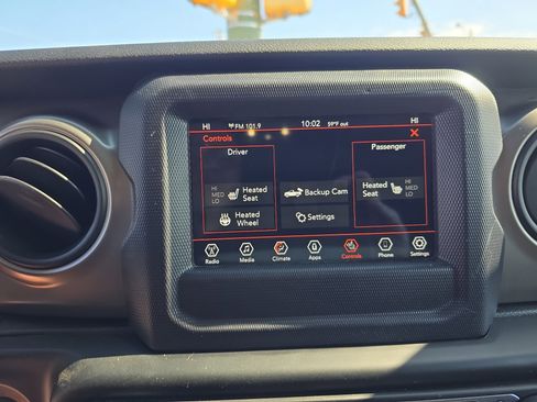 Used 2020 Jeep Gladiator Sport w/ Quick Order Package 24S AWD/4WD image 28