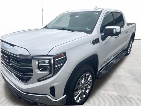 Used 2024 GMC Sierra 1500 SLT w/ SLT Premium Plus Package image 2