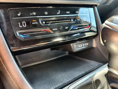 Used 2025 Volkswagen Jetta Sport FWD image 27