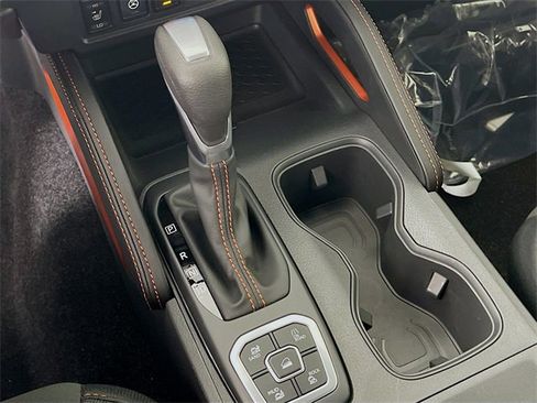 New 2026 Nissan Frontier PRO-4X w/ Pro-4x Convenience Package image 12