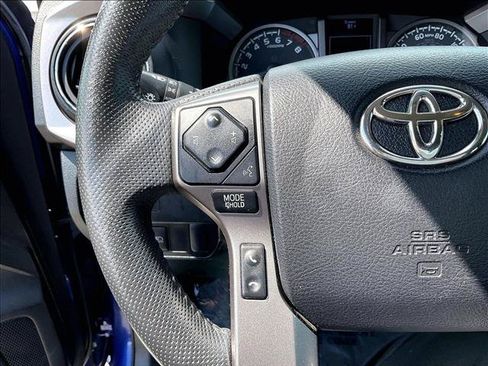 Used 2022 Toyota Tacoma SR5 w/ Technology Package RWD image 20