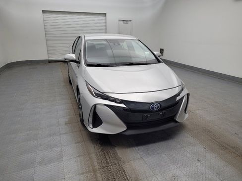 Used 2017 Toyota Prius Prime Plus w/ Protection Package image 14