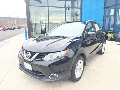 Used 2017 Nissan Rogue Sport SV w/ SV Premium Package