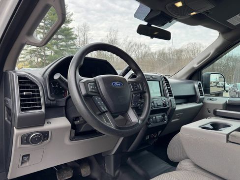 Used 2019 Ford F150 XLT w/ Trailer Tow Package image 14