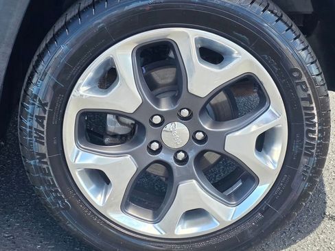 Used 2019 Jeep Compass Limited w/ Safety & Security Group AWD/4WD image 11