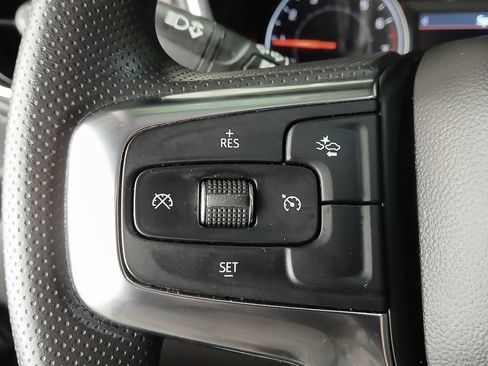 Used 2025 Chevrolet Blazer LT AWD/4WD image 29