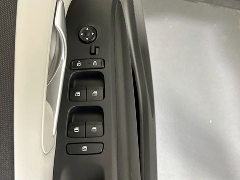 Used 2023 Hyundai Tucson SEL w/ Convenience Package image 17