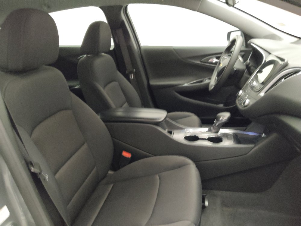 Used 2023 Chevrolet Malibu LT FWD image 21
