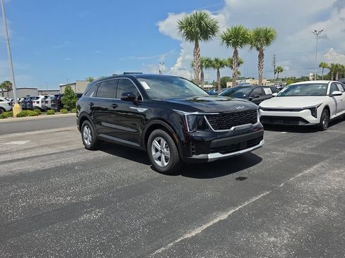 New 2026 Kia Sorento LX FWD image 2