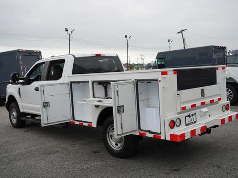 Used 2019 Ford F250 XL w/ Power Equipment Group AWD/4WD image 13