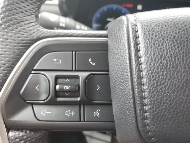Used 2024 Toyota Tacoma TRD Sport w/ TRD Sport Upgrade Package AWD/4WD image 22