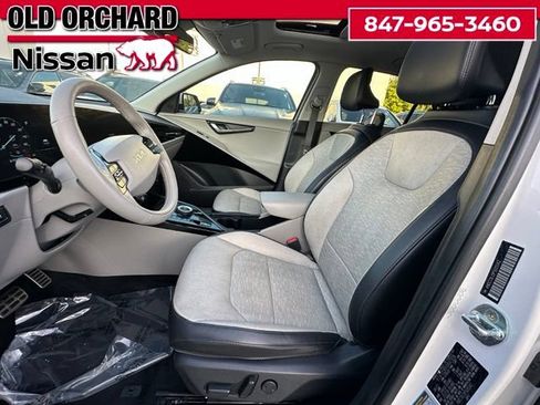 Used 2023 Kia Niro Wave FWD image 12