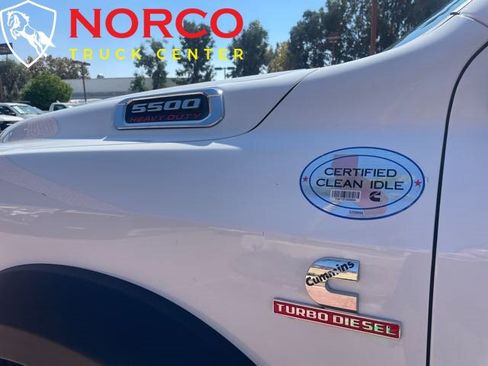 Used 2022 RAM 5500 Tradesman w/ Chrome Appearance Group AWD/4WD image 5