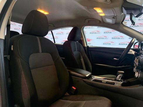 Used 2025 Nissan Sentra SV image 51