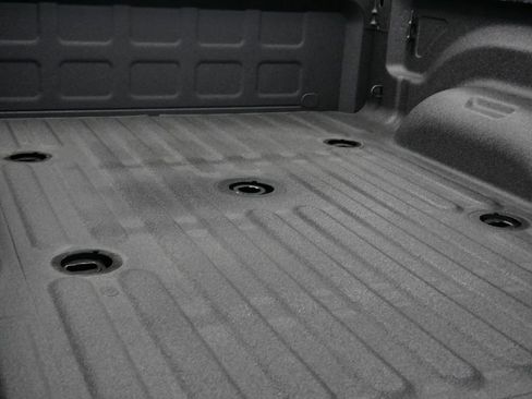 New 2026 RAM 3500 Big Horn AWD/4WD image 15