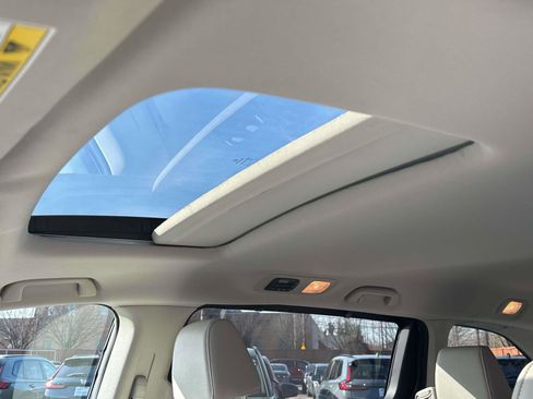 Certified 2025 Honda Odyssey EX-L image 3