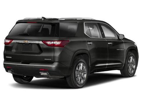 Used 2021 Chevrolet Traverse Premier AWD/4WD image 3