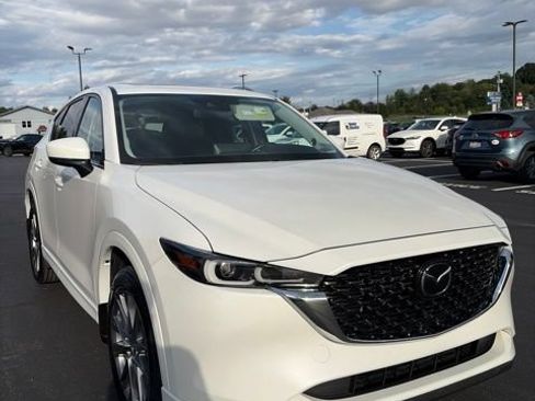 Used 2024 MAZDA CX-5 AWD 2.5 S w/ Premium Package image 3