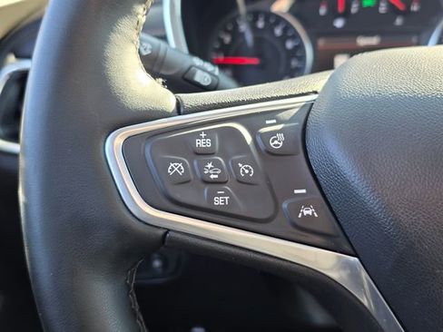 Used 2023 Chevrolet Equinox Premier AWD/4WD image 28