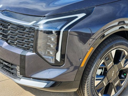 New 2026 Kia Sportage SX image 7