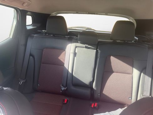 Used 2025 Nissan Kicks SR image 15