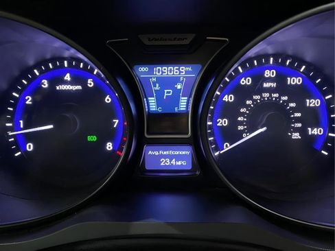 Used 2015 Hyundai Veloster Turbo w/ Option Group 04 image 17