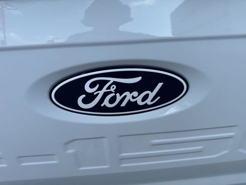 Used 2025 Ford F150 Lariat w/ Equipment Group 501A Mid image 33