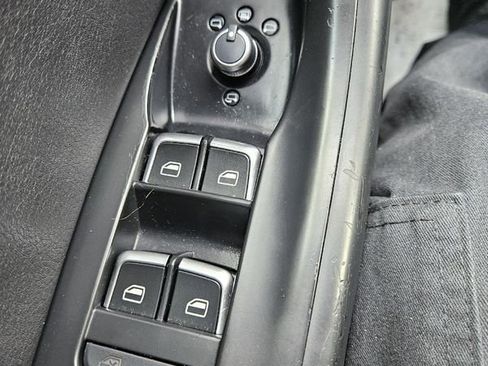 Used 2018 Audi Q3 2.0T Premium Plus w/ Premium Plus Package image 20