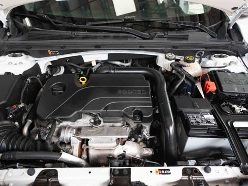 Used 2024 Chevrolet Malibu LT image 30