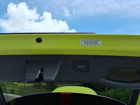 Used 2025 Hyundai Kona Limited image 32