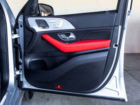 New 2025 Mercedes-Benz GLE 53 AMG 4MATIC image 27