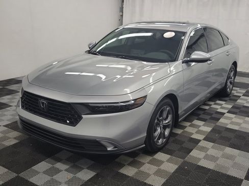 Certified 2024 Honda Accord EX image 3