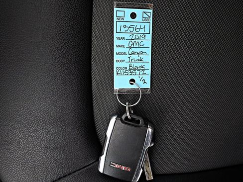 Used 2019 GMC Canyon All Terrain w/ Trailering Package image 34