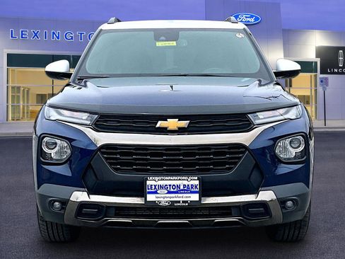 Used 2022 Chevrolet TrailBlazer ACTIV w/ Technology Package image 2