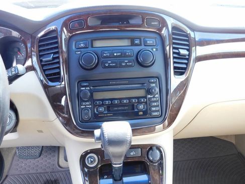 Used 2001 Toyota Highlander 4WD V6 image 11