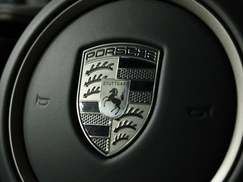 Certified 2025 Porsche Cayenne Turbo w/ Premium Package Plus AWD/4WD image 15