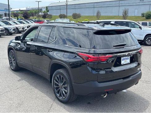 Used 2023 Chevrolet Traverse RS AWD/4WD image 14