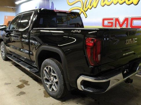 New 2026 GMC Sierra 1500 SLT w/ SLT Premium Package AWD/4WD image 7
