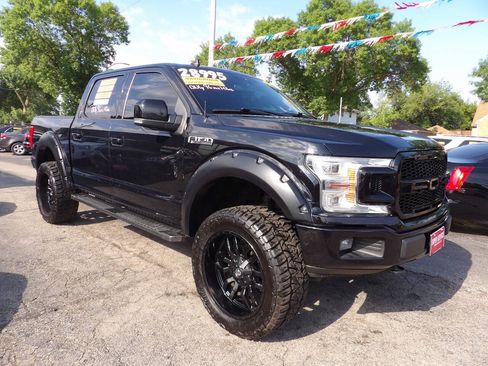Used 2019 Ford F150 Lariat w/ Equipment Group 502A Luxury AWD/4WD image 3