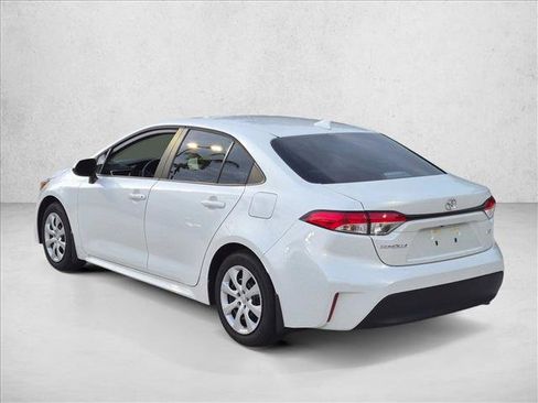 Used 2026 Toyota Corolla LE FWD image 7