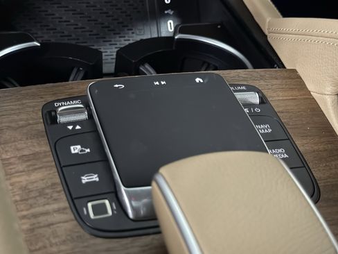 Certified 2025 Mercedes-Benz GLS 450 GLS 450 image 31