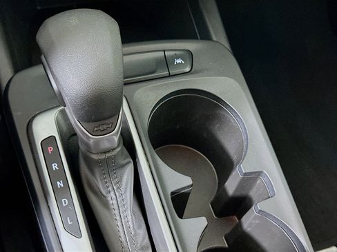 Used 2025 Chevrolet Trax LS image 24