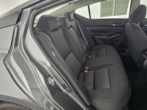 Used 2020 Nissan Altima 2.5 SV image 12