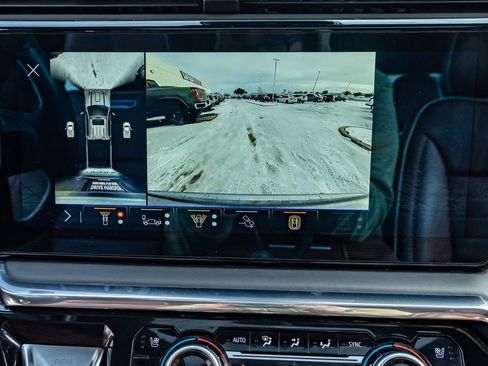 Used 2024 GMC Sierra 2500 Denali Ultimate image 24