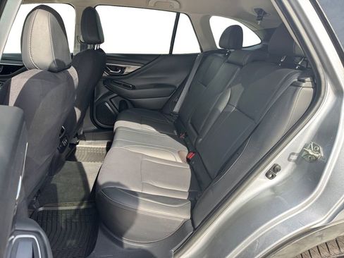 Used 2020 Subaru Outback Limited image 16