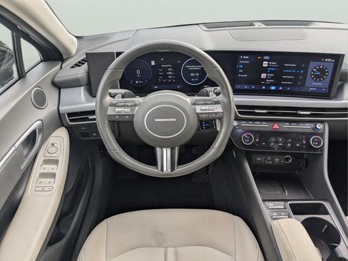 Used 2024 Hyundai Sonata SEL w/ Convenience Package FWD image 13